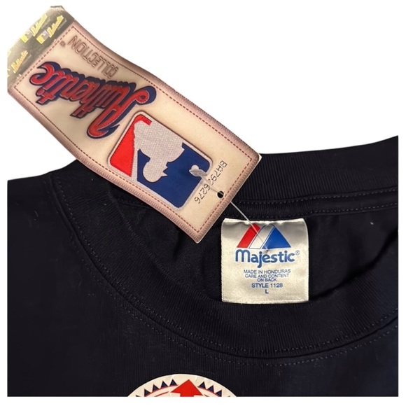 Majestic New York Yankees Dark Blue Tee - Picture 3 of 10
